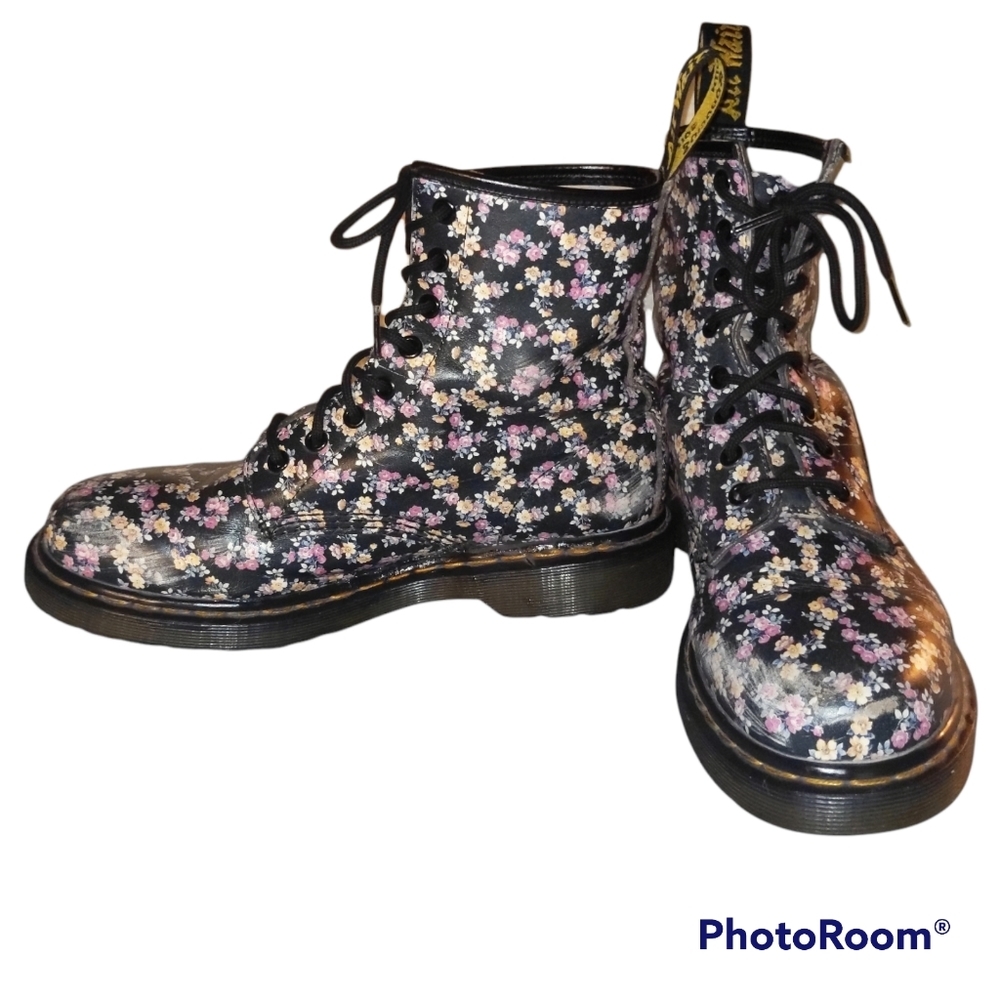 Dr. Martens leather calico floral print Pascals 1460